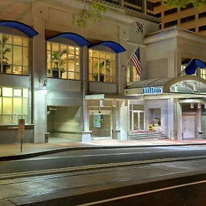 Hilton Downtown Отель